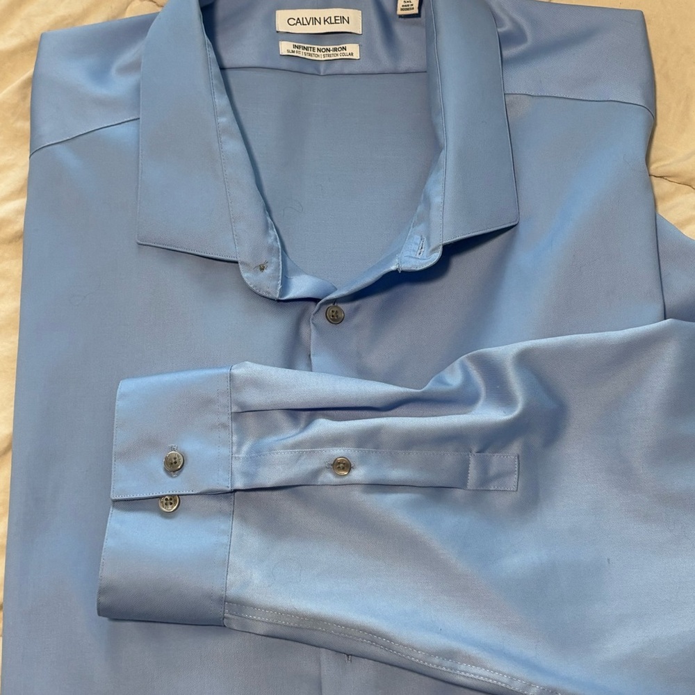 Calvin Klein Men's Light Blue Dress Shirt